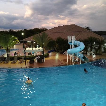 Apartamento Do Lago, Com Churrasqueira Privativa , Cozinha , Internet Banda Larga, Rampa Barco E Jet, Pesqueiro - B101 Caldas Novas Kültér fotó