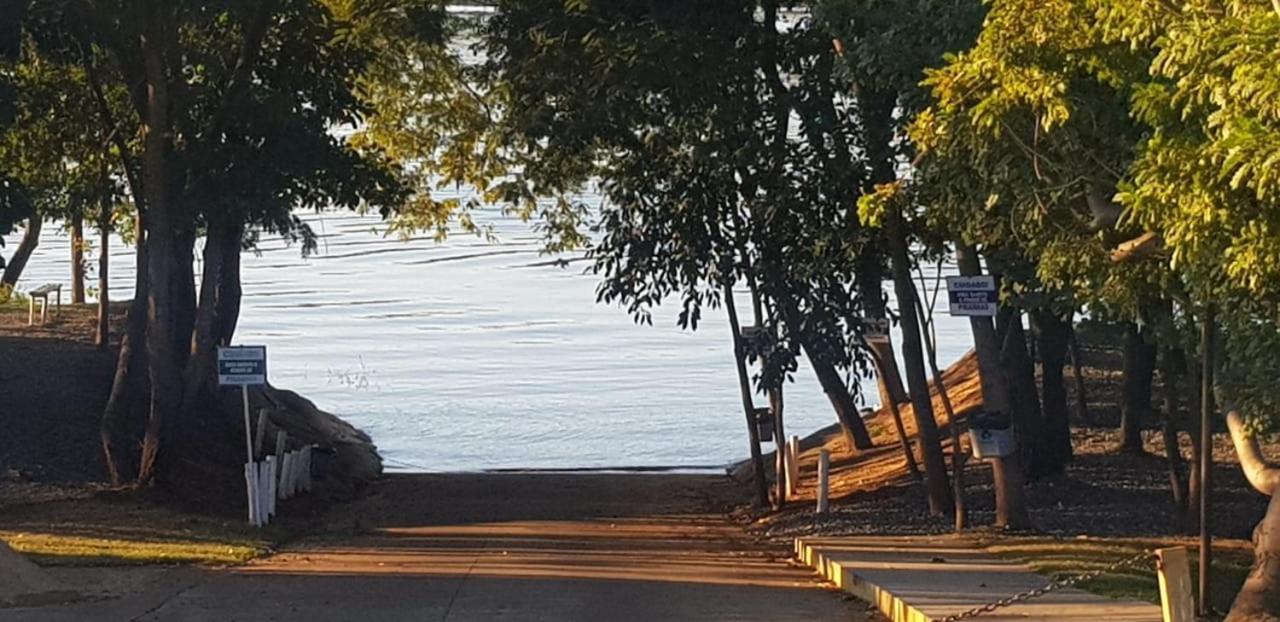 Apartamento Do Lago, Com Churrasqueira Privativa , Cozinha , Internet Banda Larga, Rampa Barco E Jet, Pesqueiro - B101 Caldas Novas Kültér fotó