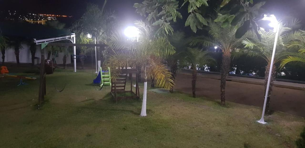 Apartamento Do Lago, Com Churrasqueira Privativa , Cozinha , Internet Banda Larga, Rampa Barco E Jet, Pesqueiro - B101 Caldas Novas Kültér fotó