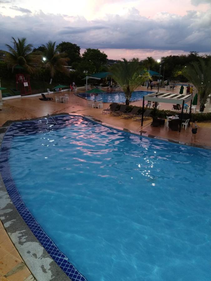 Apartamento Do Lago, Com Churrasqueira Privativa , Cozinha , Internet Banda Larga, Rampa Barco E Jet, Pesqueiro - B101 Caldas Novas Kültér fotó